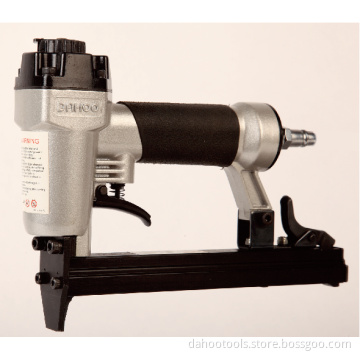 21 Gauge 8016 Lightweight Pneumatic Stapler